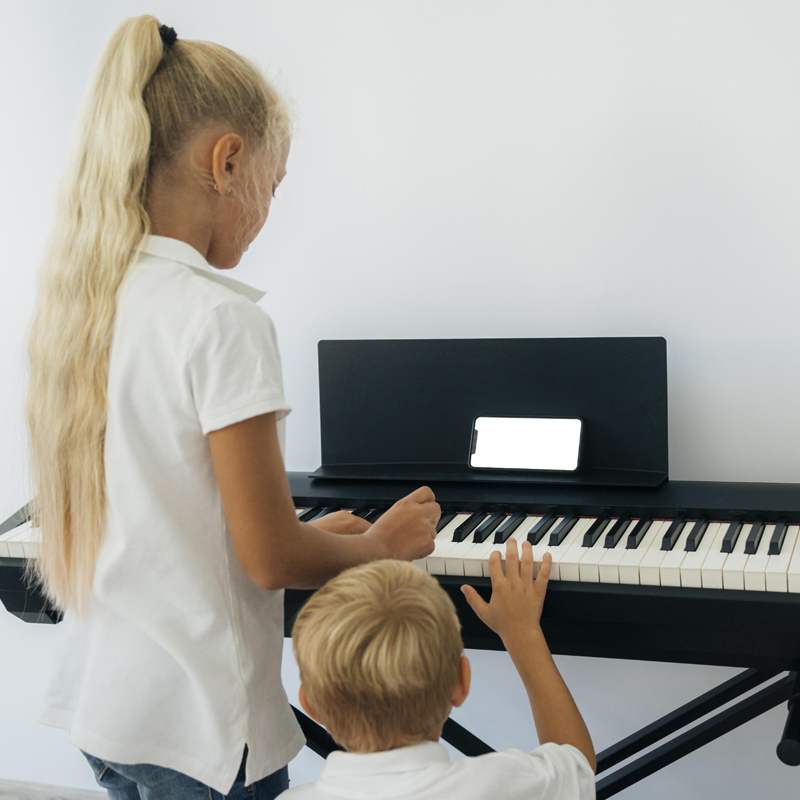 Μαθήματα πιάνου για παιδιά